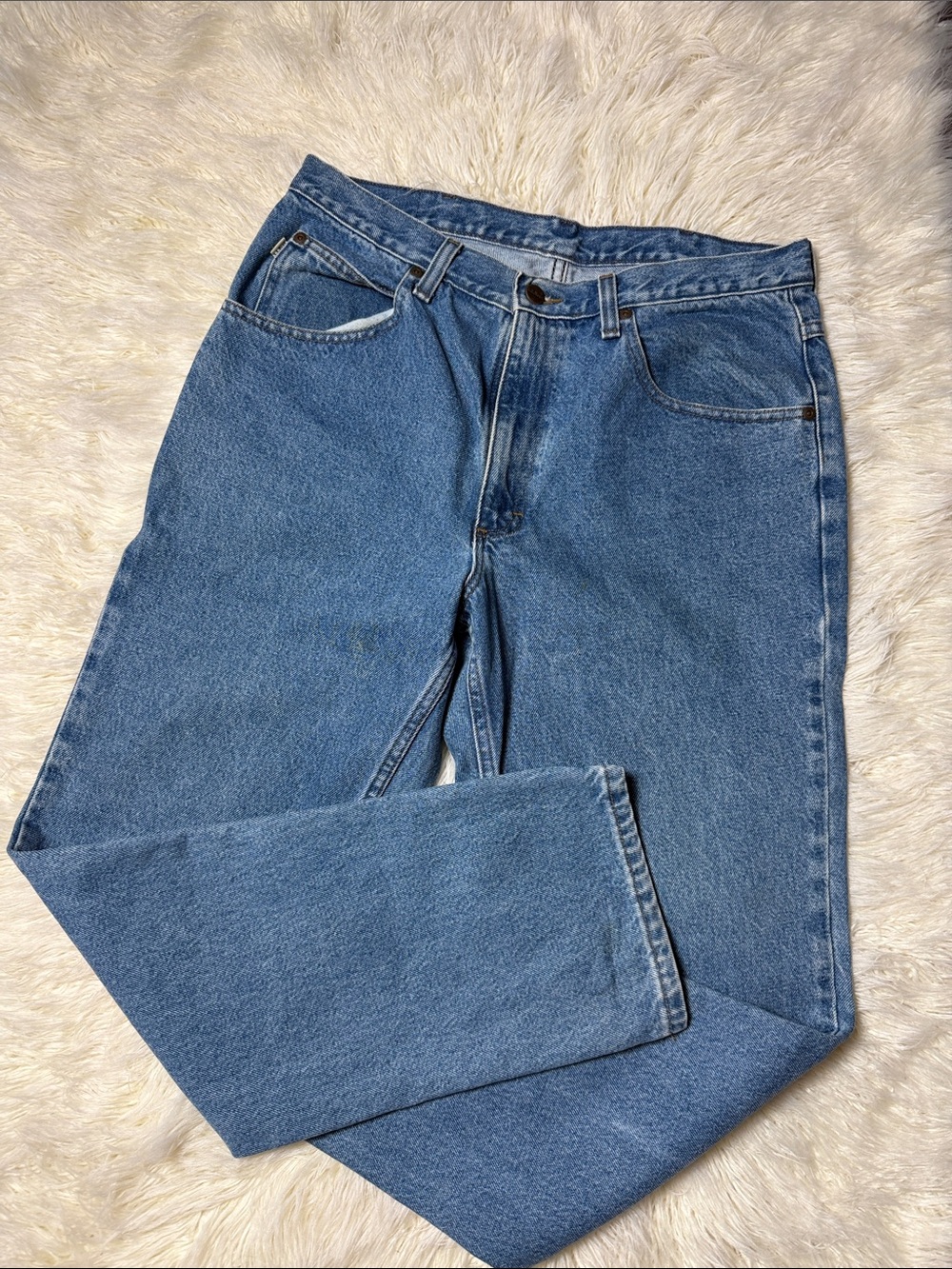 L.L. Bean Men's Vintage Relaxed Jeans in Blue Denim